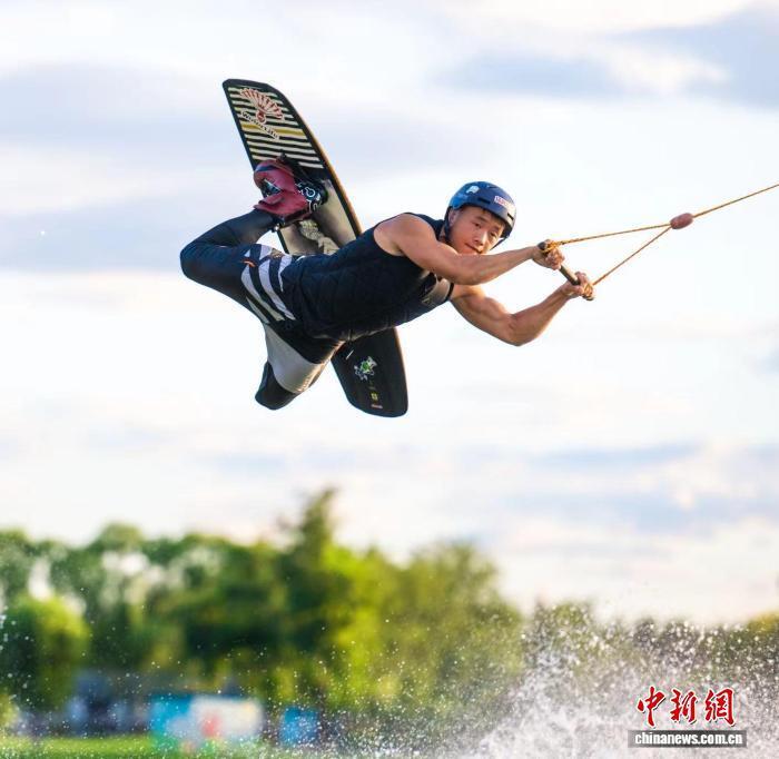 这种紧张少, 递一种体育 这种紧张少, 递一种体育