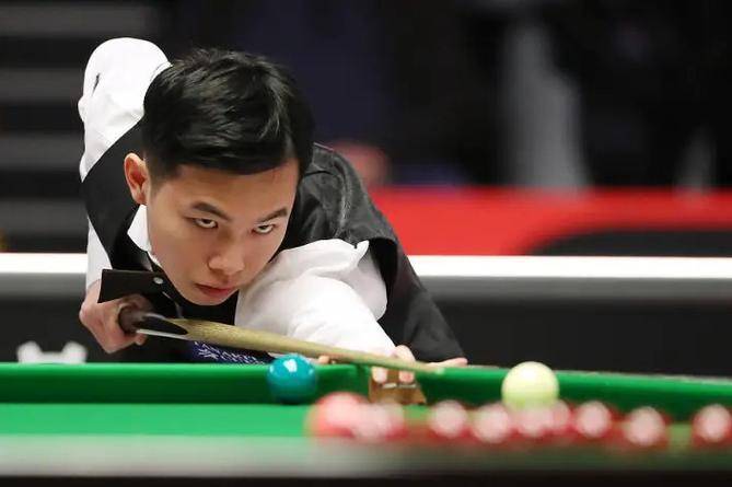 吴宜泽和卡, 对阵大卫 吴宜泽和卡, 对阵大卫