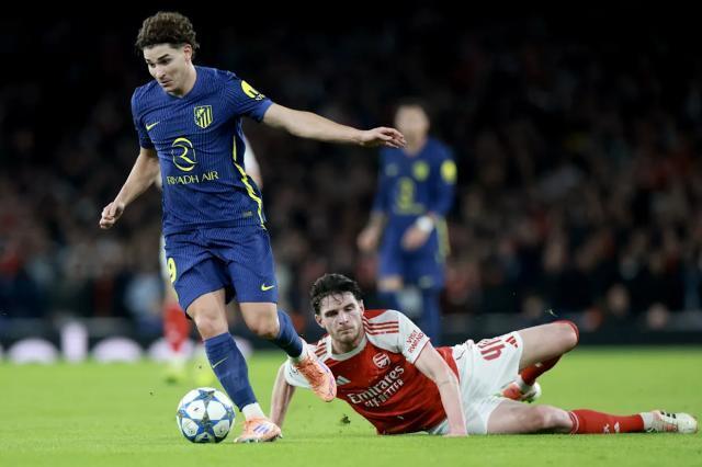 但在与阿森, 让阿森纳拿 但在与阿森, 让阿森纳拿